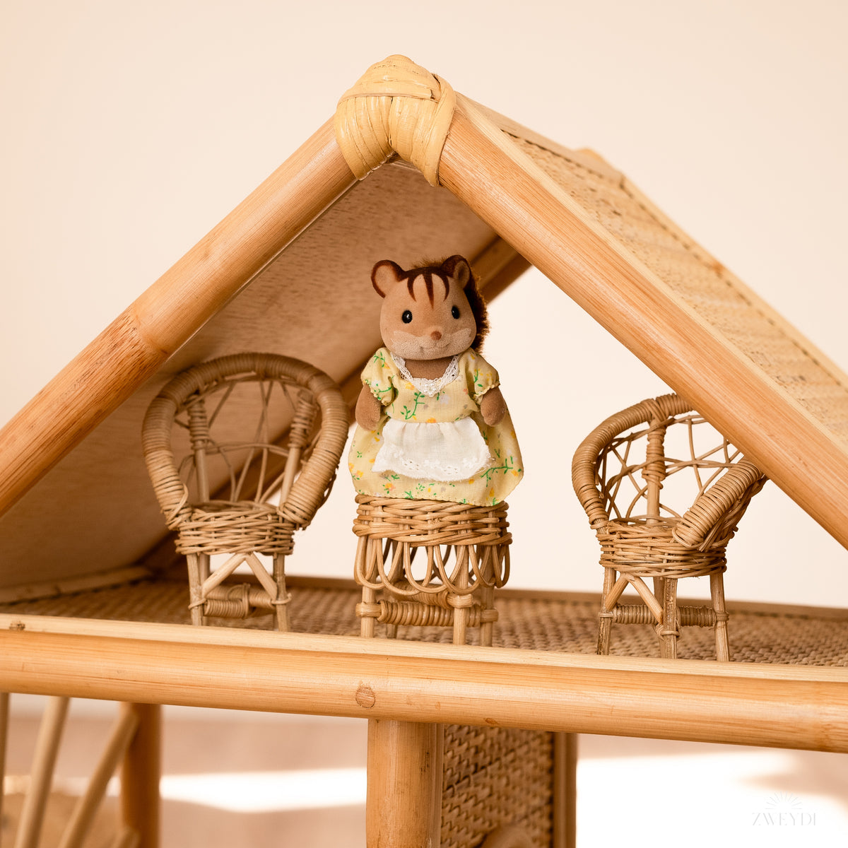 Frieda Rattan Dollhouse