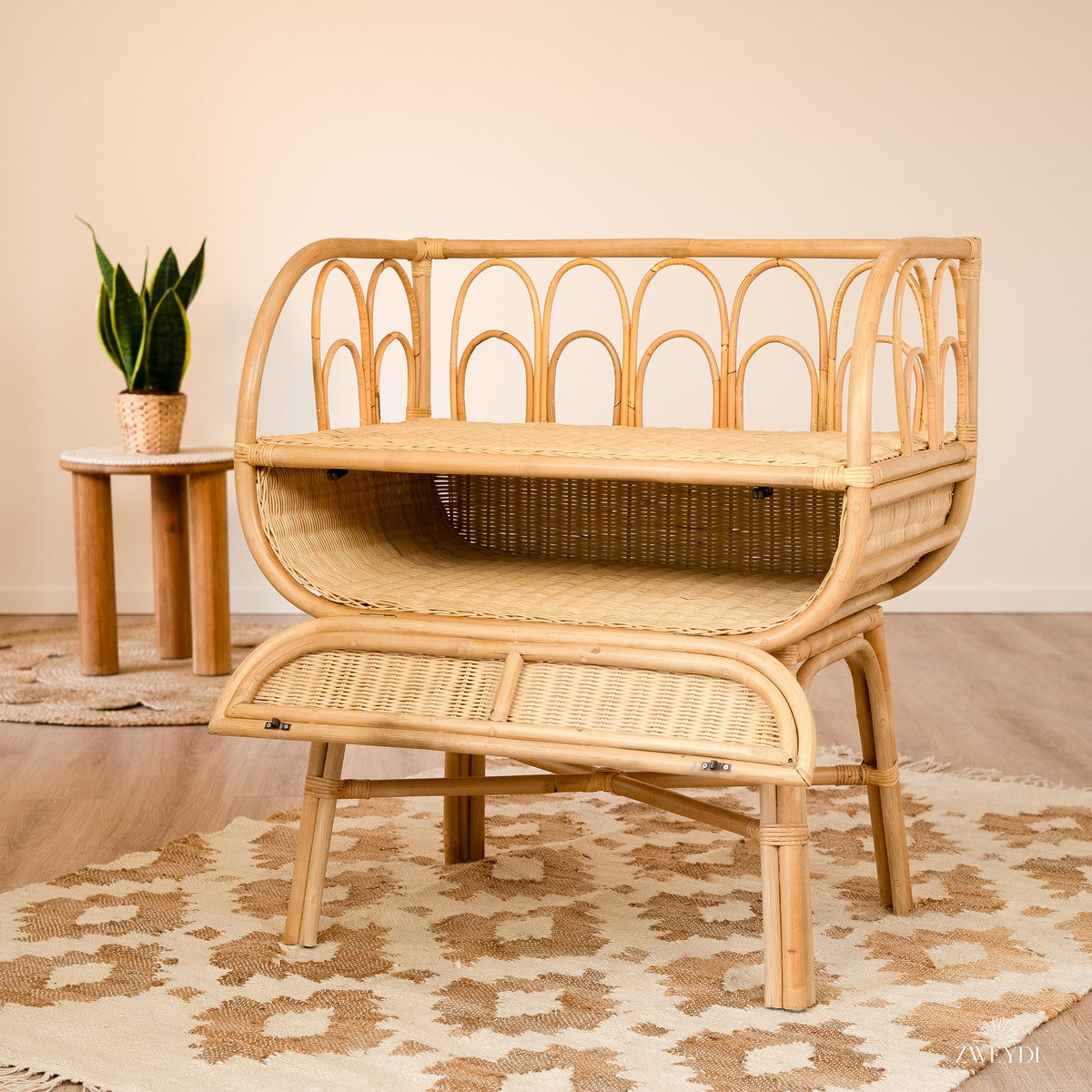 Ivy Rattan Konsole